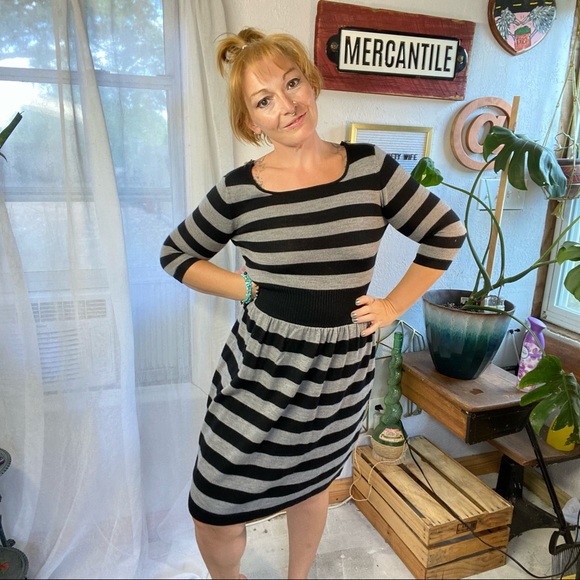 3.1 Phillip Lim Gray & Black Striped 100% Merino Wool Dress Size Small - Picture 8 of 16